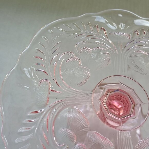 Pink Cake Dish - Picture 7 of 10